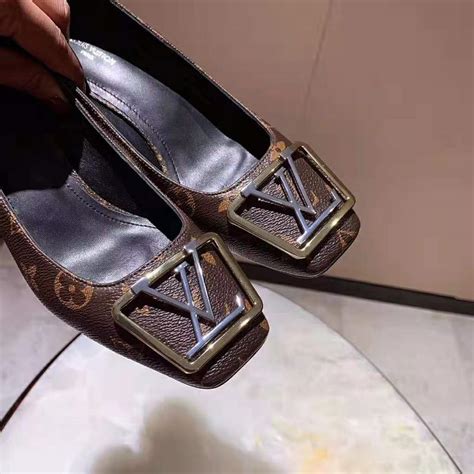 Amazon.com: Louis Vuitton: Clothing, Shoes & Jewelry